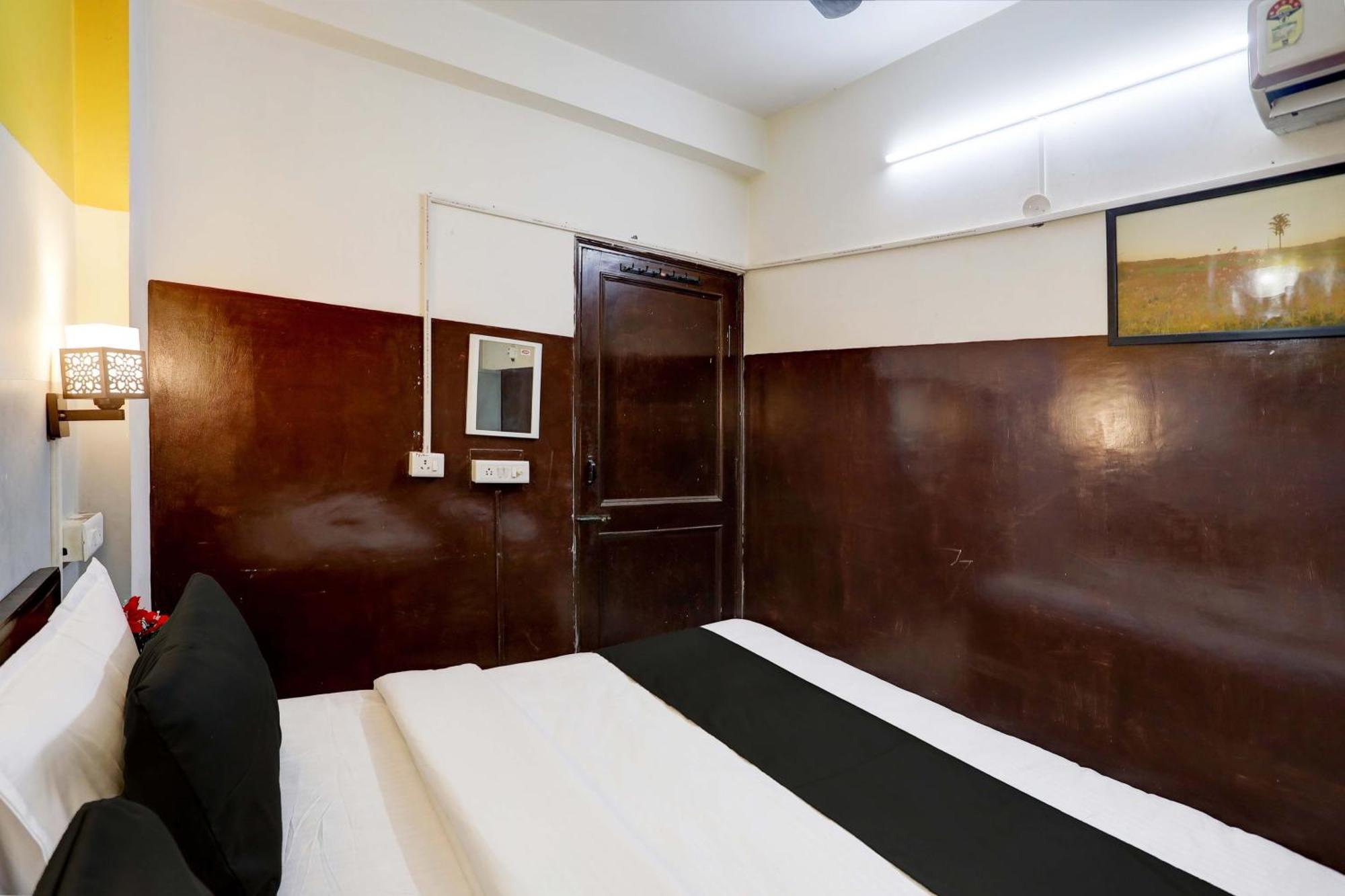 Super O Park Residency Hotel 4*